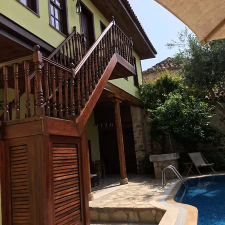 Hotell Tekeli Konaklari