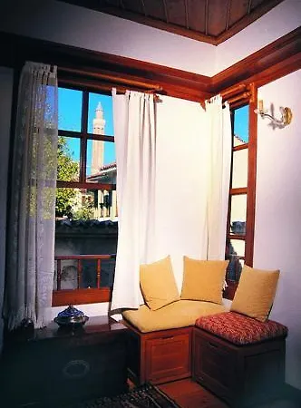 تكيلي كوناك لاري 3*